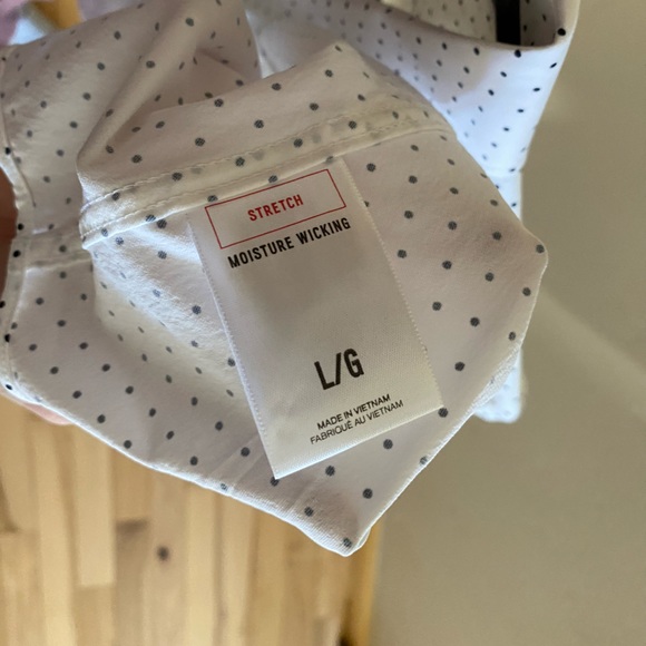Express|Large| white slim polka dot button up| like new. - Picture 6 of 8